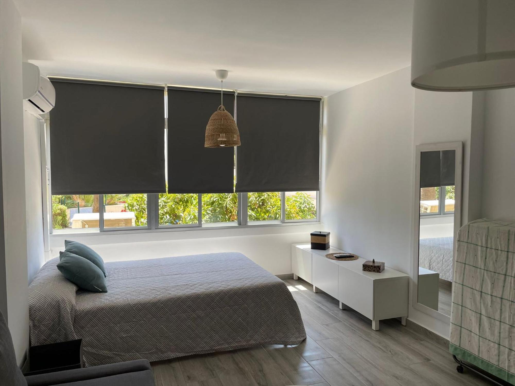 Estudio Nuevo Y Con Piscina เบนัลมาเดนา ภายนอก รูปภาพ