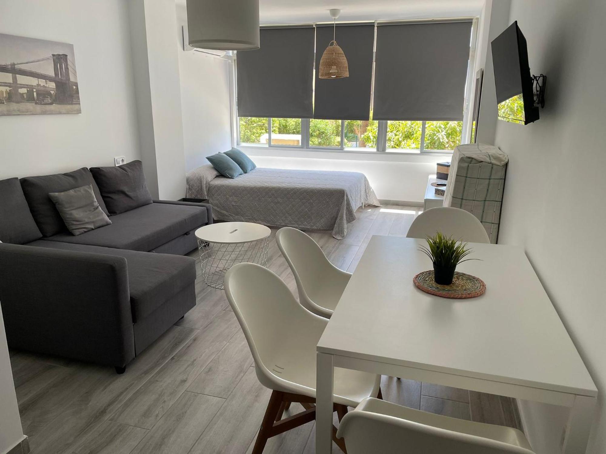 Estudio Nuevo Y Con Piscina เบนัลมาเดนา ภายนอก รูปภาพ